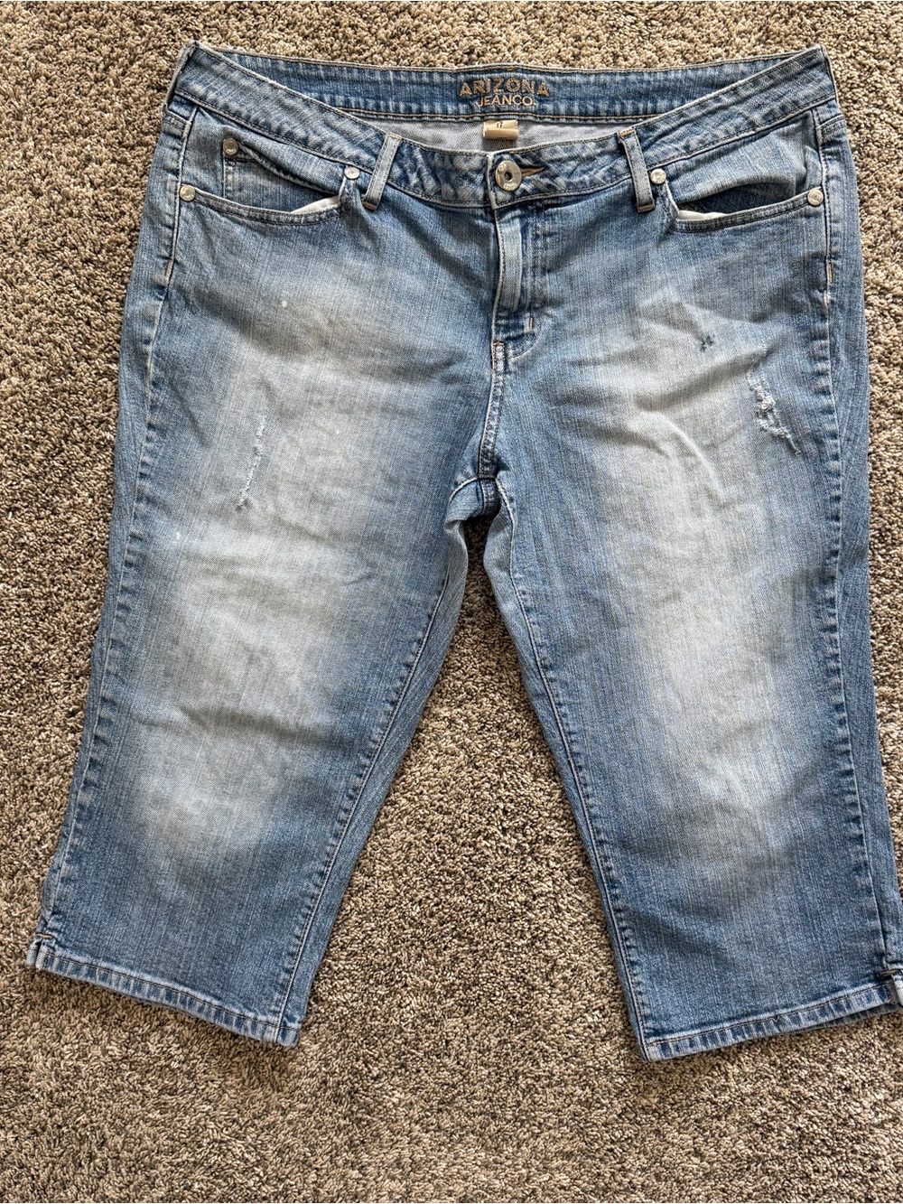 Arizona capris